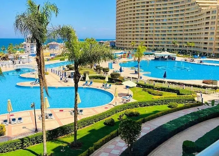Porto Pyramids 4 * عين السخنة