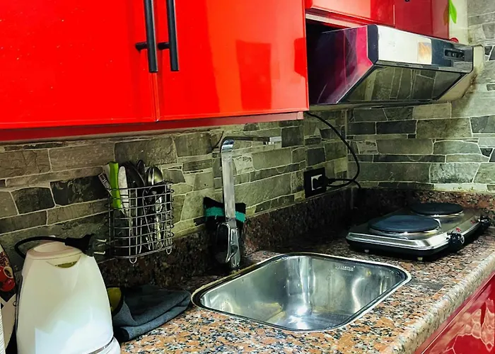 Porto Pyramids 4 *