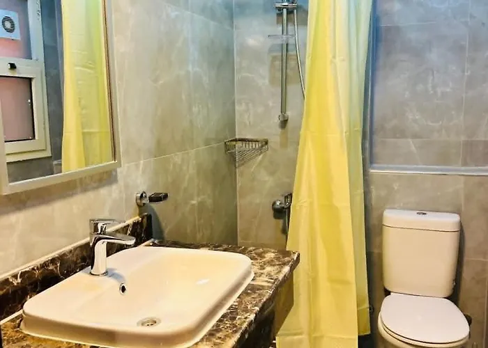 Porto Pyramids 4 *